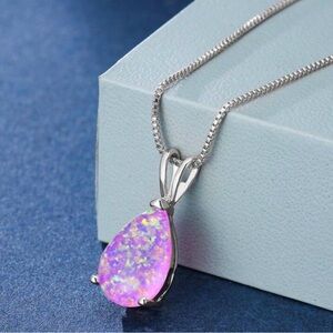 🌸Final price🌸 Elegant Silver Necklace with Pink Opal Pendant